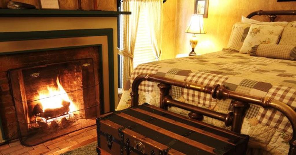 Munro House Bed And Breakfast Jonesville Cameră foto